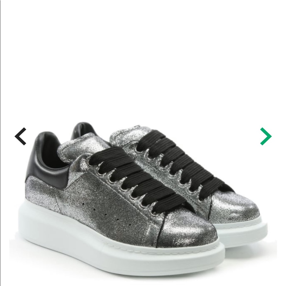 Alexander McQueen Metallic LaceUp Platform Sneaker